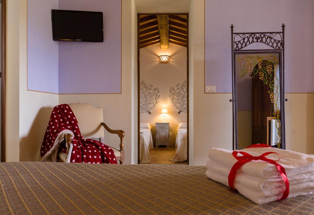 La Rugantina Hotel Cortona Exterior photo